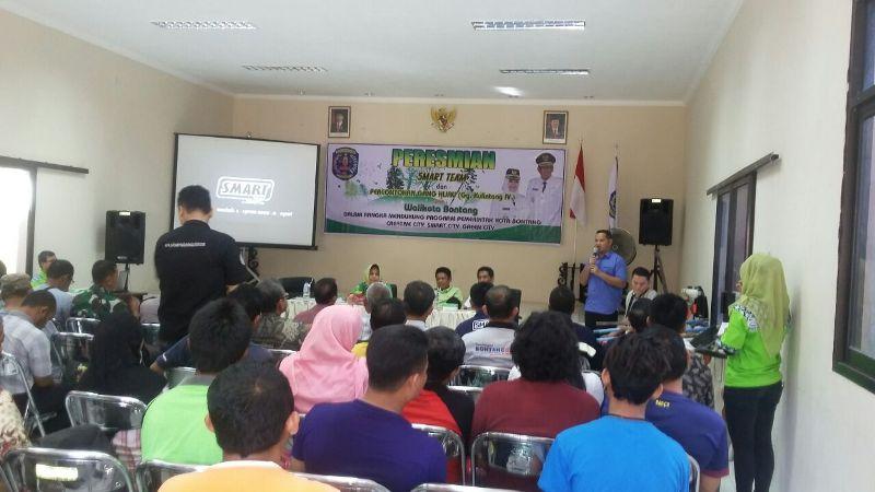 BENTUK SMART TEAM, KELURAHAN BONTANG BARU KOMITMEN JAGA KEBERSIHAN LINGKUNGAN