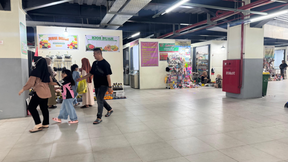 Sepinya Pasar Pagi Samarinda: Gedung Modern, Konsep Tradisional