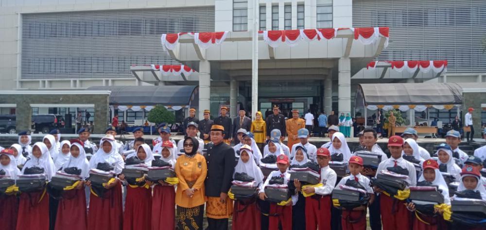 Wali Kota Neni Pimpin Upacara HUT ke-20 Kota Bontang