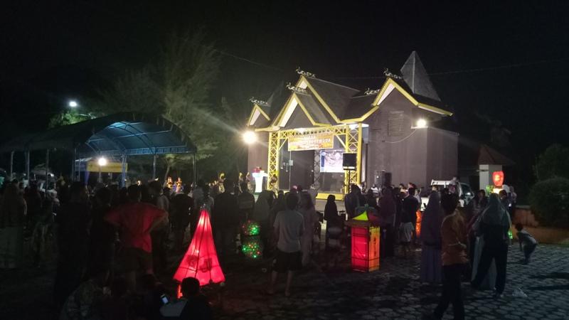 Lomba Lampion antar RT Meriahkan Penghujung Tahun 2017 di Kelurahan Guntung