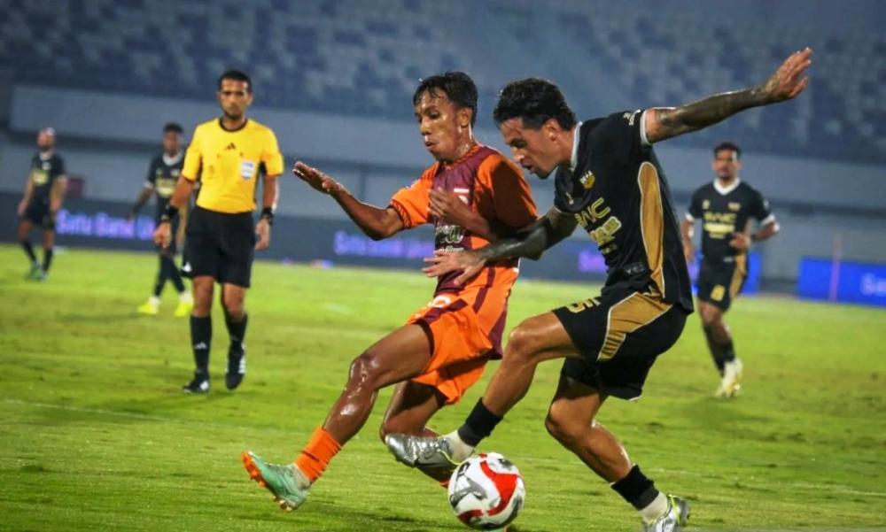 Borneo FC Tersandung di Kandang Dewa, Jarak ke Puncak Melebar