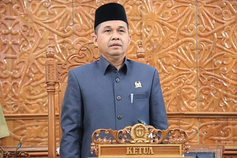 Joni Kritik Progres Perbaikan Jalan Rantau Pulung yang Terlalu Lamban