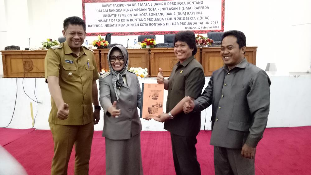 9 Raperda Disampaikan Dalam Paripurna DPRD Bontang