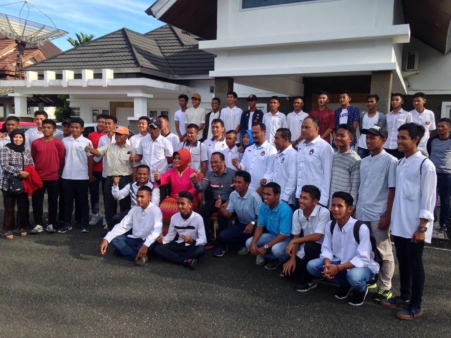 Lepas Bontang U-17 ke Piala Soeratin 2017, Wali Kota Neni: Jaga Sportivitas Bermain 