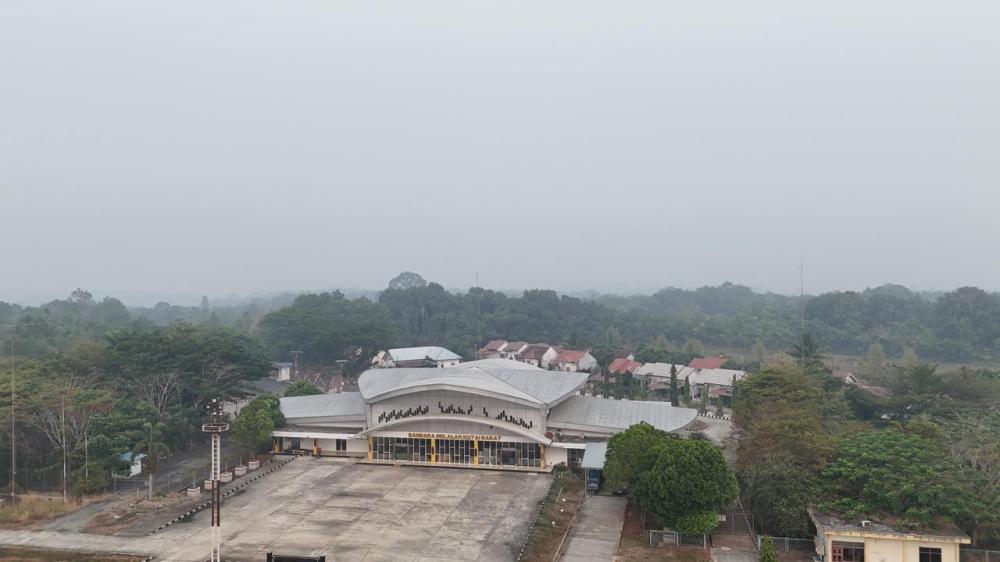 Kabut Asap Karhutla, Penerbangan di Bandara Melalan Lumpuh Lagi 