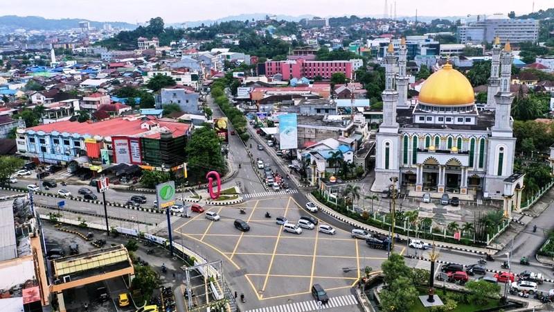 Kaltim Bakal Hujan sampai Lebaran: Waspada Banjir-Angin Kencang