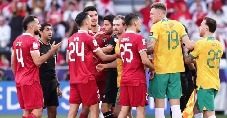 Dipecundangi 1-5 Australia, Tenang.. Peluang Timnas Masih Ada