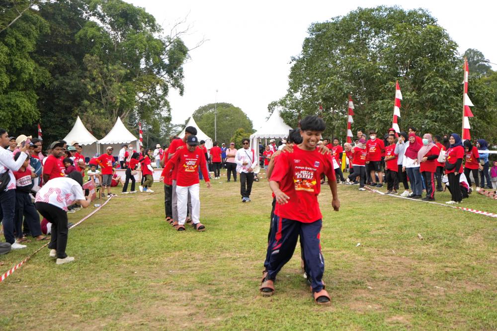 Semarak HUT Ke-79 RI, Pupuk Kaltim Gelar Mancing Mania dan Pesta Rakyat