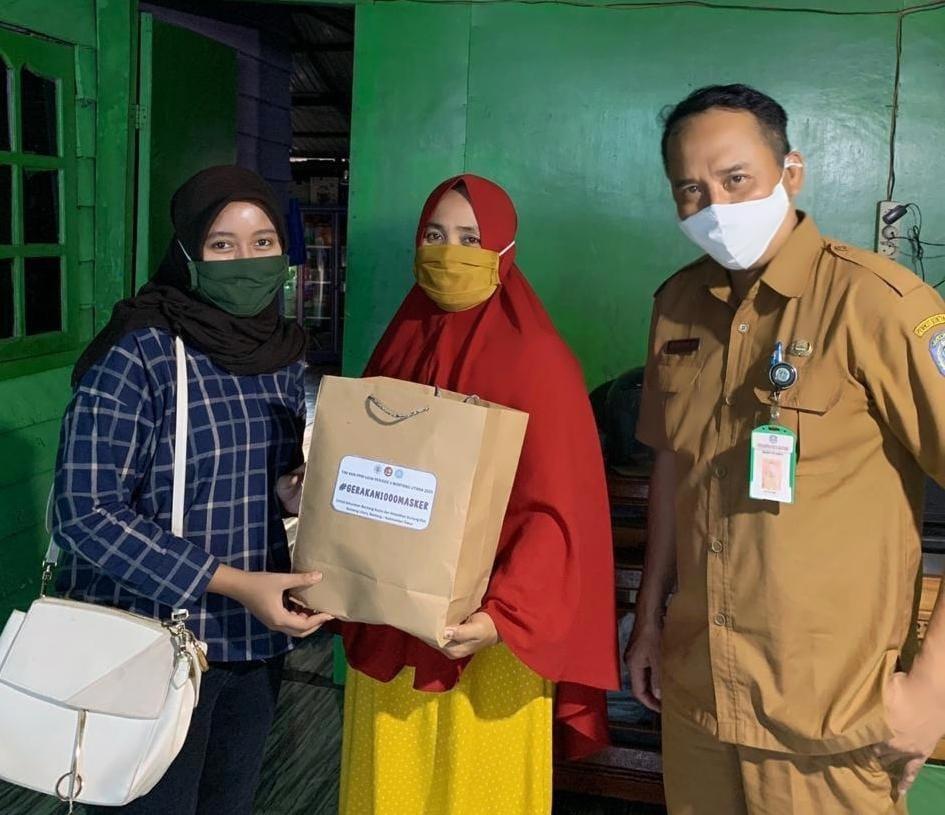 Lawan Corona, Gunung Elai Apresiasi Program Bagi Masker KKN UGM