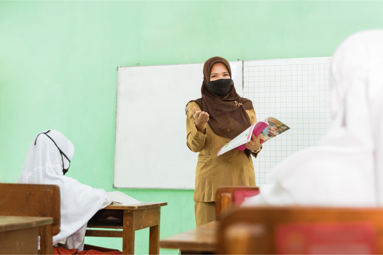 Guru dan Kuliah Gratis Jadi Prioritas Kaltim