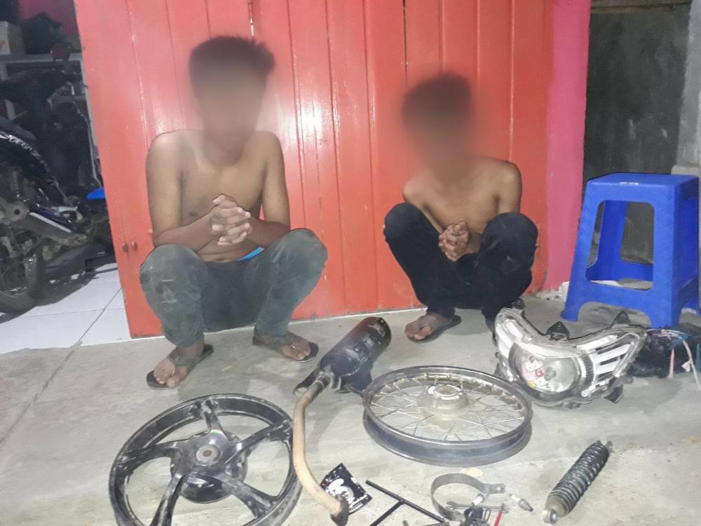 Masih Kecil Sudah Nyolong, Dua ABG di Bone Dikerangkeng Polisi