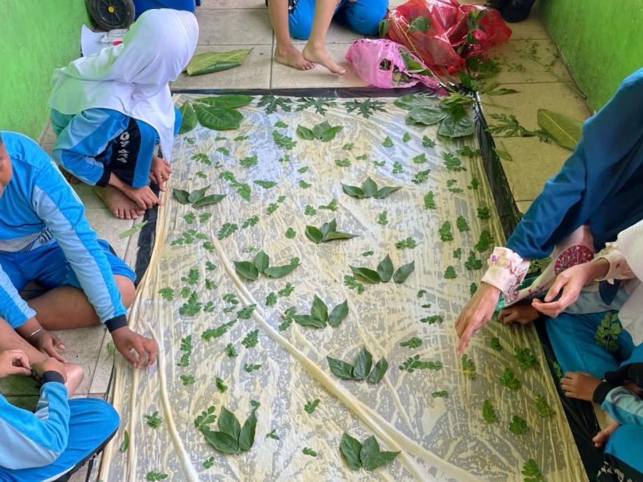 Ecoprint Jadi Inovasi Pembelajaran Kokurikuler di SDN 004 Bontang Utara