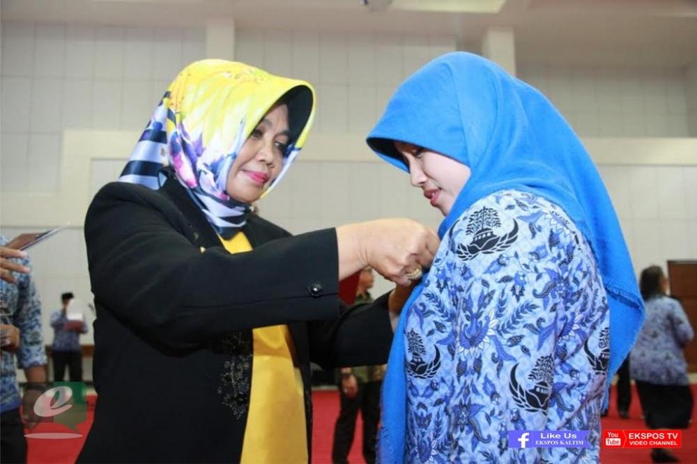 Hadiri Penganugerahan Satyalancana Karya Satya, Wali Kota Neni Pesan 2 Hal ini Kepada PNS