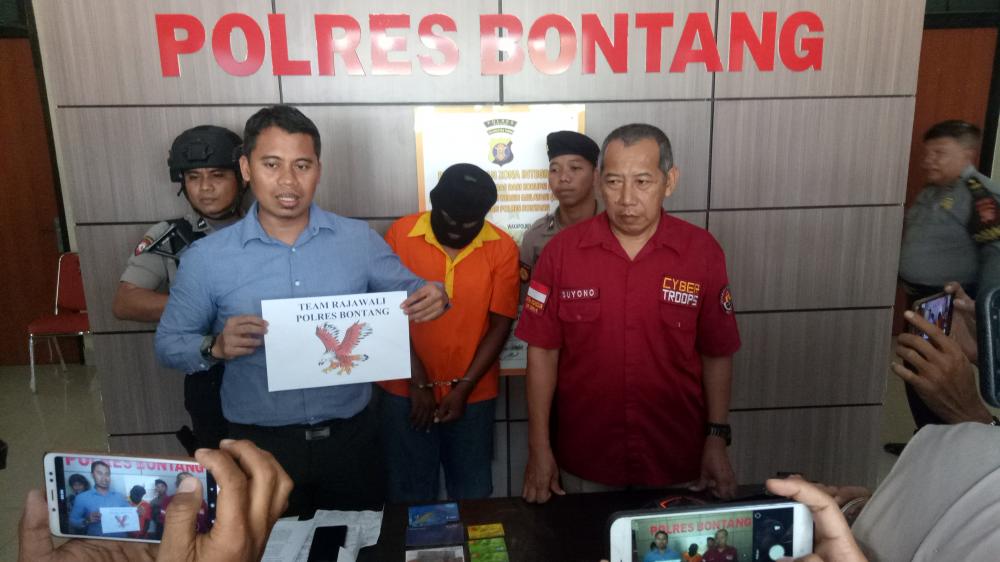 Dorr !! Polisi Tembak Kaki Maling yang Ngaku Polisi