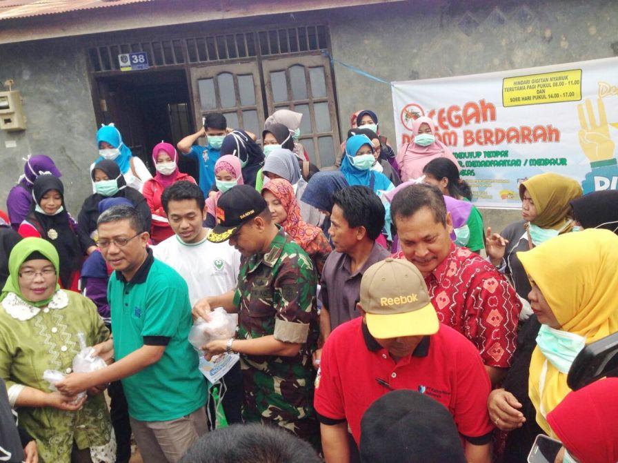 BERANTAS DBD, PKT GELAR KERJA BAKTI DAN FOGGING DI LOKTUAN