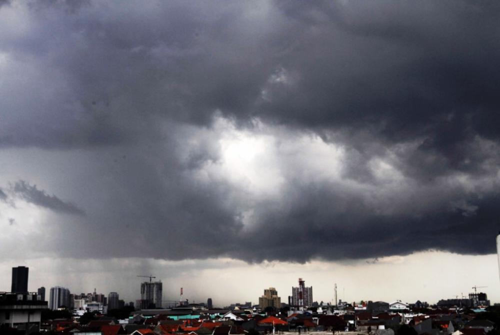 Cuaca Ekstrem Mengintai Kaltim, BMKG Minta Warga Waspadai Banjir dan Longsor