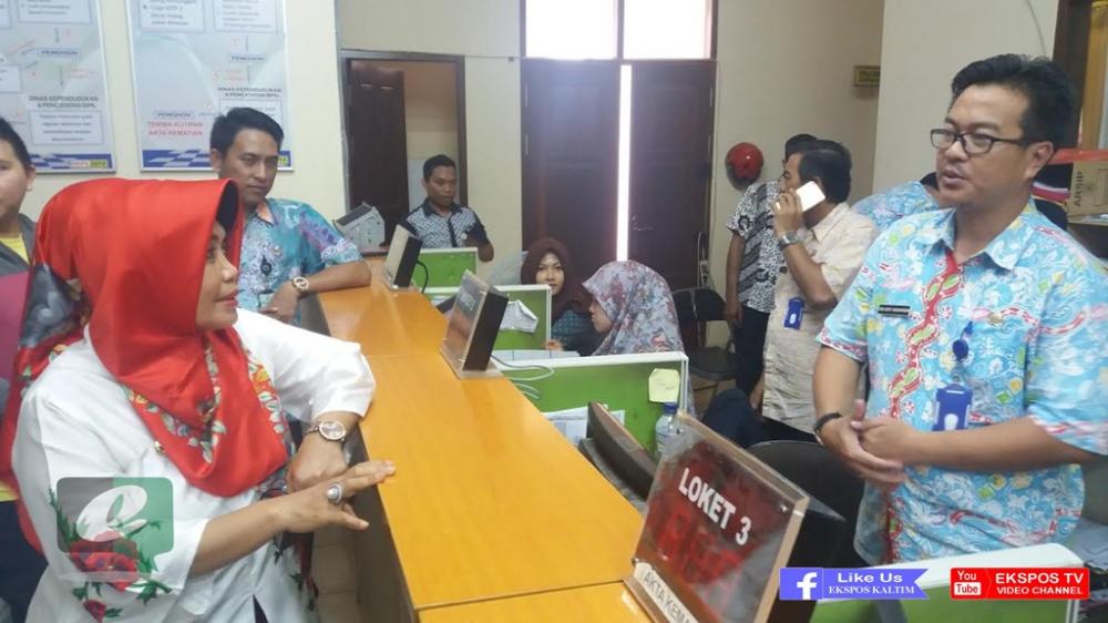 Gelar Sidak, Walikota Bontang Minta Disdukcapil Permudah Warga Urus E-KTP