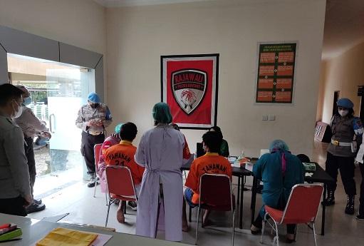 50 Tahanan Polres Bontang Divaksin