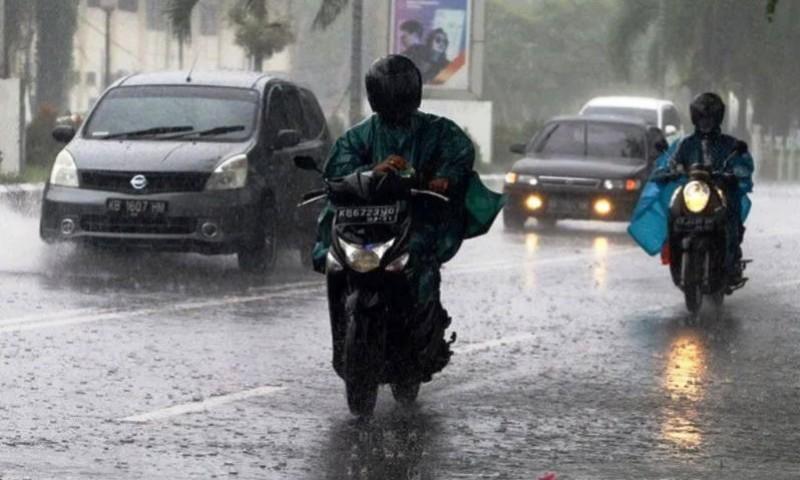 Potensi Hujan Lebat Meluas, Waspada Cuaca Ekstrem Awal Pekan