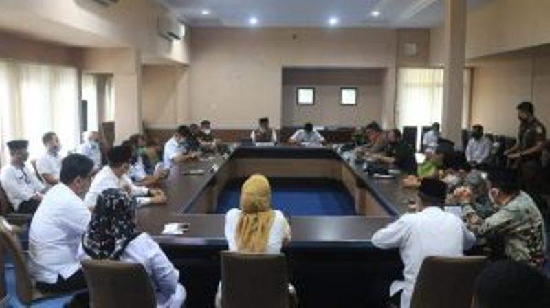 Jelang Idul Fitri, Bupati Bone Bahas Penguatan Pencegahan Corona Bersama Forkopimda