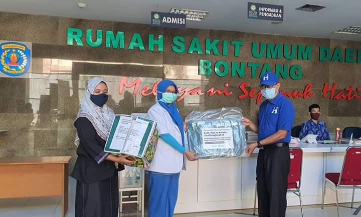Lawan Corona, PKPU Bontang Salurkan 50 Baju Medis ke RSUD
