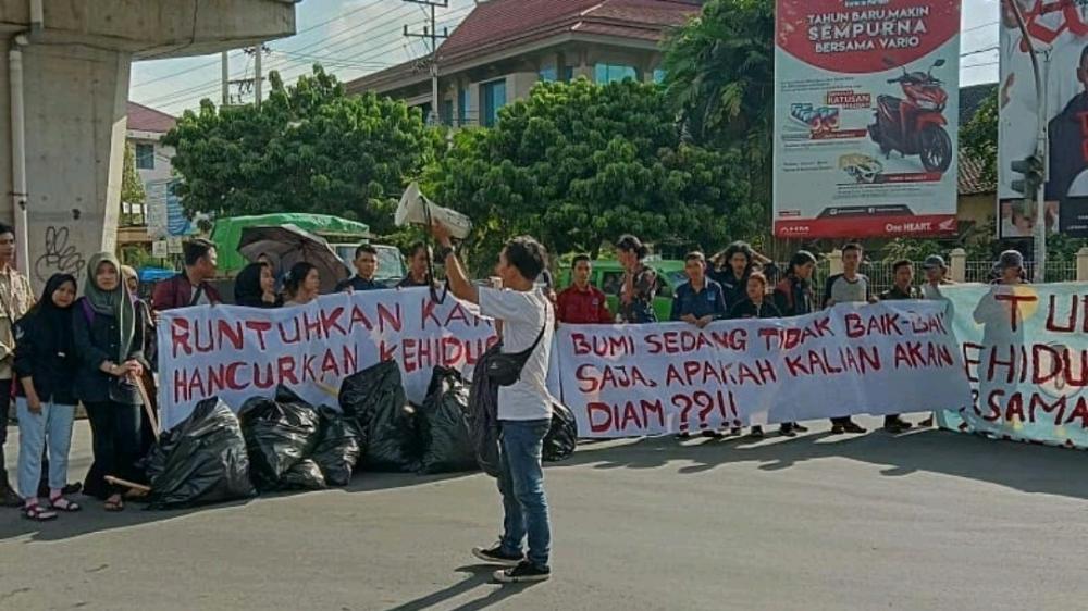 Mapala se-Kaltim Peringati Hari Bumi, Tolak Tambang dan Ekspoitasi Karst
