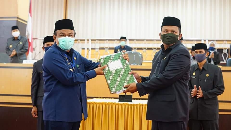 Lewat Paripurna, Pemkab dan DPRD Bone Sepakati Dua Raperda