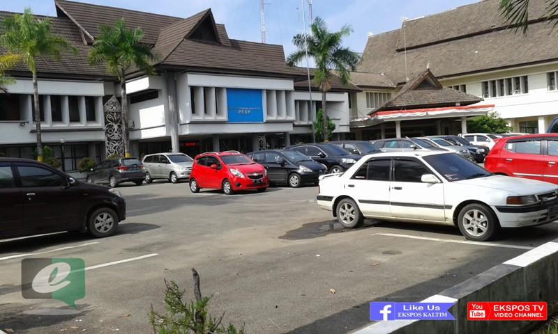 AREA PARKIR EKS KANTOR WALIKOTA BONTANG KINI DIKELOLAH BP2TSP