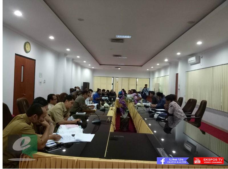 RAPAT DENGAN KOMISI I, PERTAMINA GAS DIMINTA PENUHI HAK SERIKAT PEKERJA SARASOTA