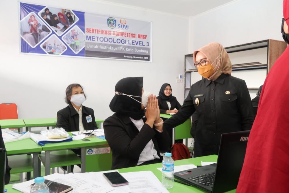 Ciptakan SDM Unggul, Pemkot Bontang Gelar Sertifikasi Puluhan Instruktur