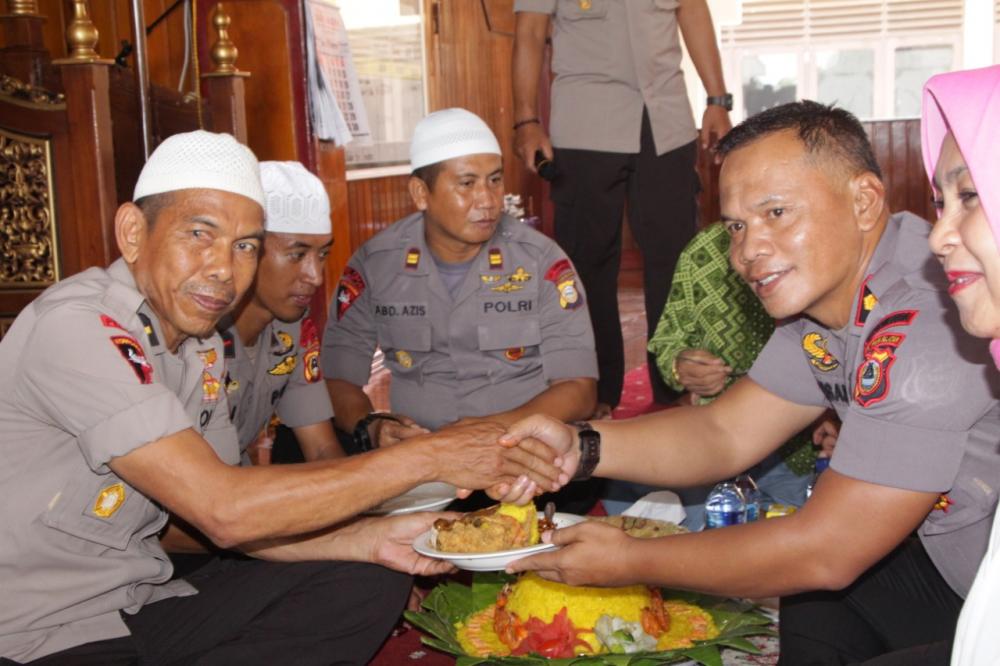 Brimob Bone Gelar Maulid Nabi Dirangkai Syukuran HUT Brimob ke-74