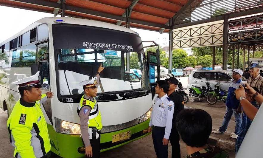 Alur Ban hingga Pedal Rem Diperiksa, 4 Armada Bus Bontang-Samarinda Laik Beroperasi