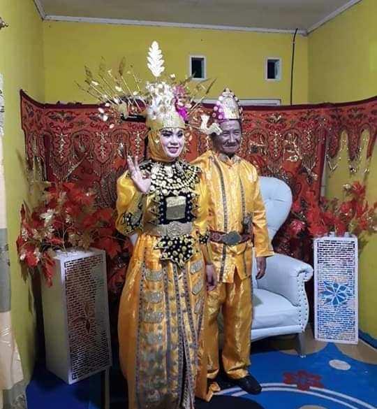 Pria 73 Tahun Asal Luwuk Nikahi Gadis 18 Tahun 