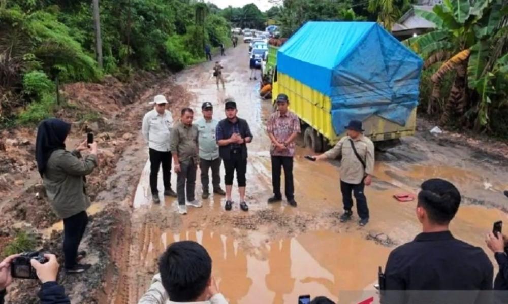 Jalan Nasional Rusak Parah, Gubernur Kaltim Desak BBPJN Bertindak: Ini Satu-satunya Akses ke Mahulu