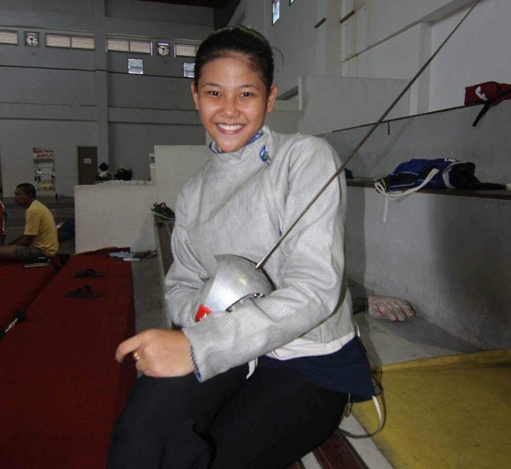 MENGENAL GEBHY NOVITHA, ATLET ANGGAR CANTIK NAN BERPRESTASI KEBANGGAAN INDONESIA