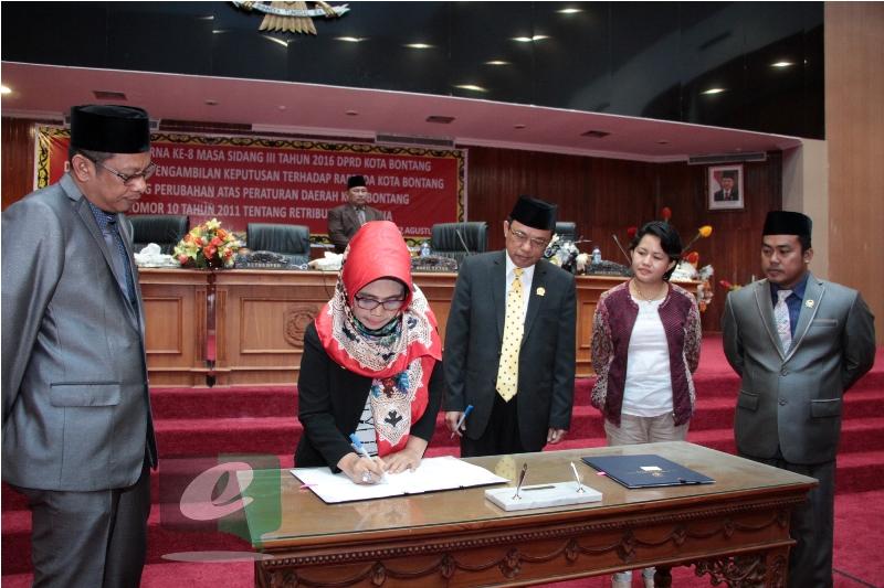 PERDA RETRIBUSI TARGETKAN PAD LEBIH BESAR