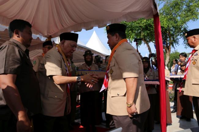 AWANG: PRAMUKA WADAH TEPAT UNTUK BANGUN KARAKTER GENERASI MUDA