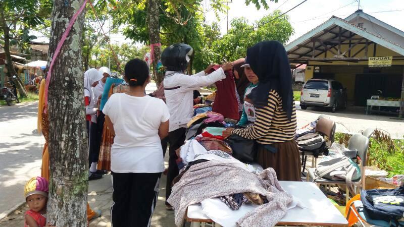 Kumpul Dana Perpisahan,  Siswa SMA 2 Bontang Jual Baju Bekas Layak Pakai