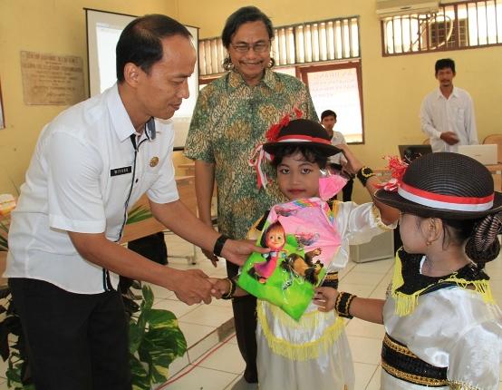 KADISDIK KUKAR: ORANG TUA HARUS PERHATIKAN PENDIDIKAN ANAK 