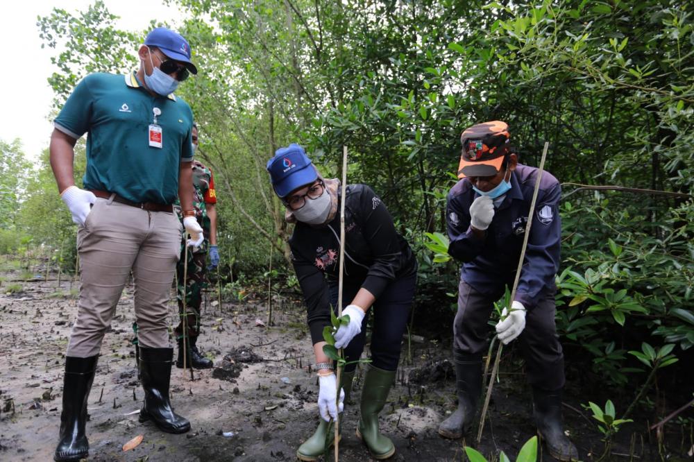 Wawali Najirah Ajak Masyarakat Bontang Peduli Lingkungan Pesisir 