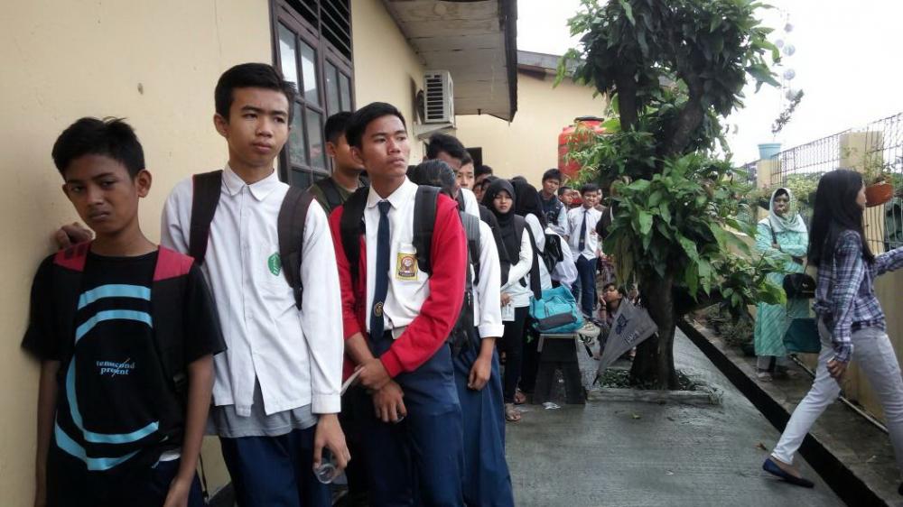 Ramai-Ramai Tes Urine, Sehari Klinik Polres Bontang Layani 150 Pengantre