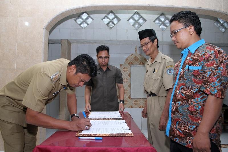 WAWALI BONTANG KUKUHKAN SATGAS ANTI NARKOBA SMP DAN SMK MUHAMMADIYAH BONTANG