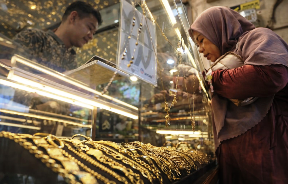 Meledak, Harga Emas Hari Ini Tembus Rp2,77 Juta Per Gram!