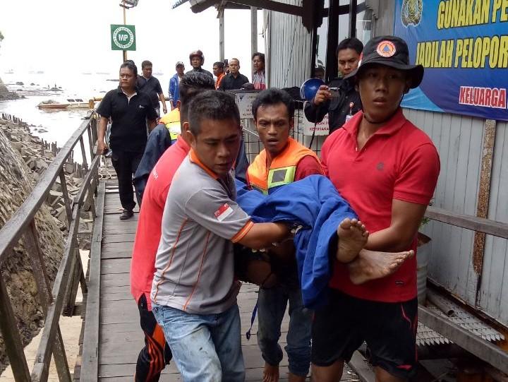 Kebakaran Minyak di Teluk Balikpapan, 2 Nelayan Tewas