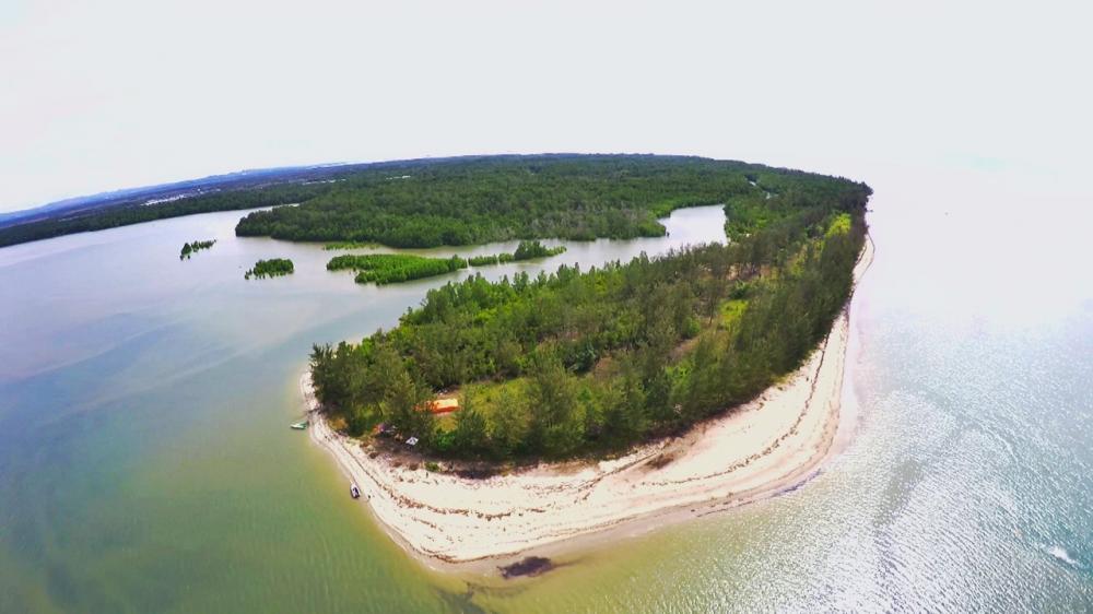 Pesona Pulau Teluk Prancis dengan 5 Keunikan, Pilihan Tepat Liburan Bersama Keluarga