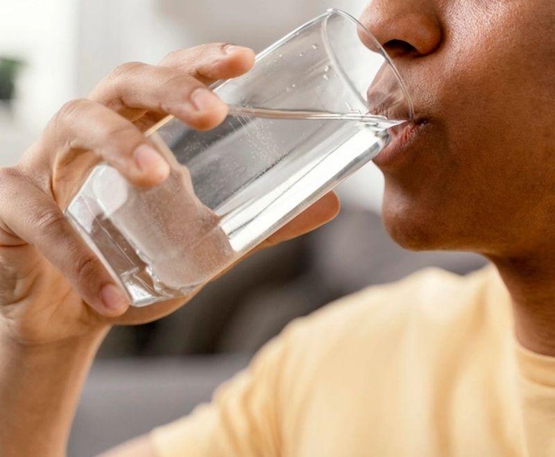 Jangan Disepelekan! Ini Segudang Manfaat Air Putih Bagi Kesehatan