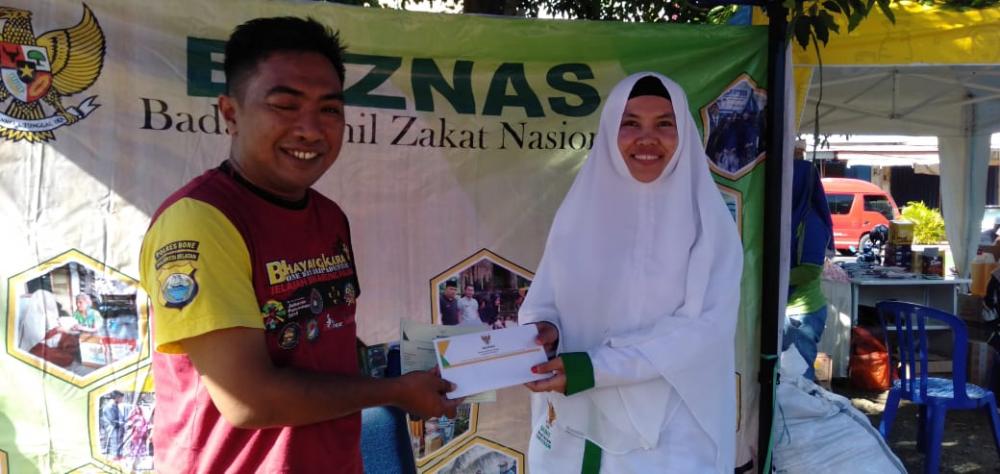 Serahkan Bantuan, Baznas Dorong Pengembangan Olahraga Panahan di Bone