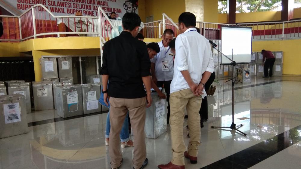 KPU Bone Gelar Rapat Pleno Rekapitulasi Suara Pilkada 