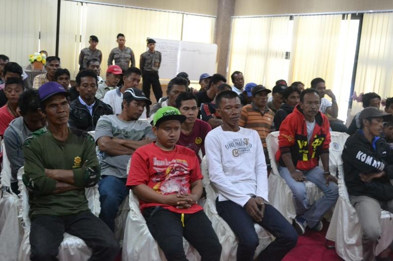 TOLAK PENUTUPAN BERAS BASAH, APJTWL SAMBANGI KANTOR DPRD BONTANG