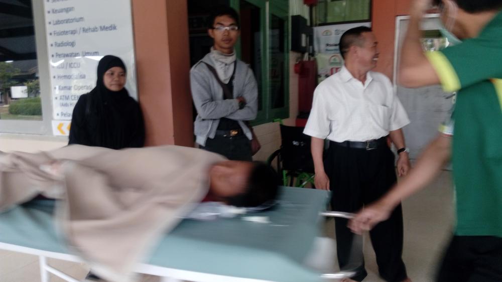 SISWA SDN 003 BONTANG UTARA NYARIS TEWAS SAAT TERJATUH DARI LANTAI 2 SEKOLAH